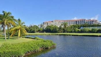 Горящий тур в отель MELIA LAS AMERICAS ADULTS ONLY 18+ 5* из Санкт-Петербурга вылет 19.02.2025