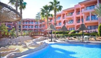 Горящий тур в отель PARROTEL AQUA PARK RESORT (EX. PARK INN BY RADISSON) 4* из Санкт-Петербурга вылет 12.01.2025