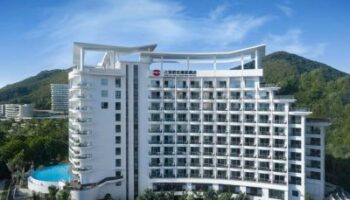 Горящий тур в отель SANYA JUNJI SEAVIEW HOTEL 5* из Санкт-Петербурга вылет 08.12.2024