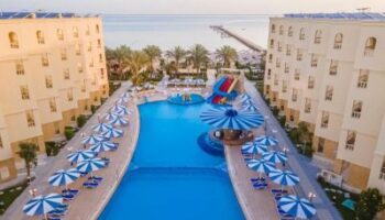 Горящий тур в отель AMC ROYAL HOTEL 5* из Санкт-Петербурга вылет 30.01.2025