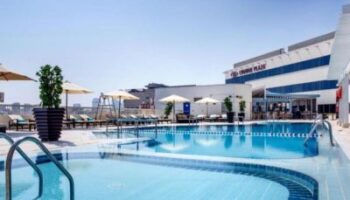 Горящий тур в отель CROWNE PLAZA DUBAI DEIRA 5* из Санкт-Петербурга вылет 20.05.2026
