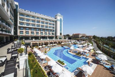 Горящий тур в отель LUNA BLANCA RESORT & SPA 5* из Санкт-Петербурга вылет 15.04.2026