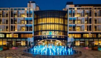 Горящий тур в отель MILLENNIUM PLACE MIRDIF 4* из Санкт-Петербурга вылет 10.04.2026